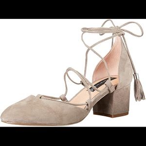 Steven by Steve Madden Valo grey suede sandals pumps lace up size 9